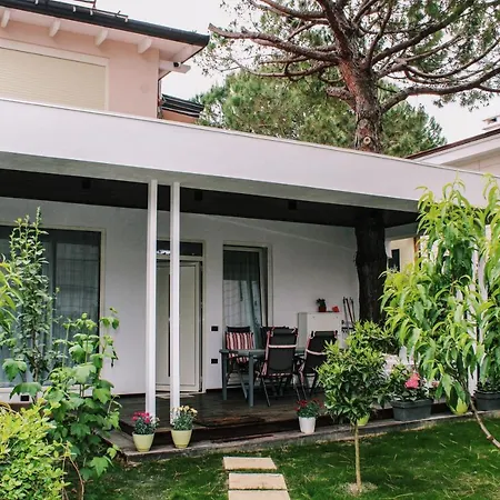 Ivy Lalzi Bay House Durrës